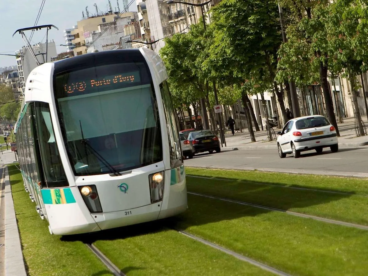 Ibis Budget Porte D'orleans 2* פריז